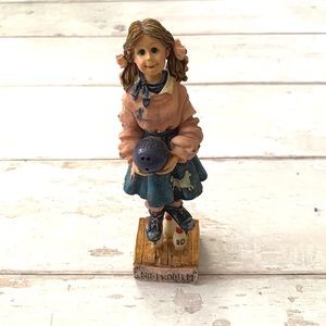 Boyds Bears & Friends The Folkstone Collection 1999 Laverne B. Bowler #28248